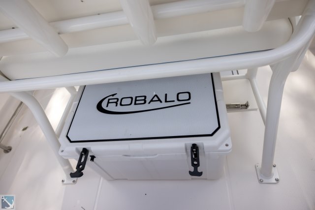 New 2024 Robalo  Boat for sale